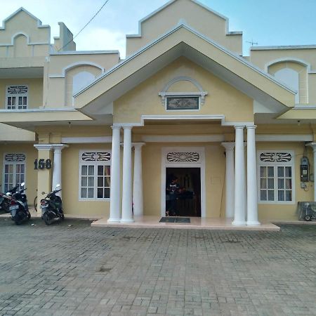 Hotel Pekalongan Syariah RedPartner Bagian luar foto
